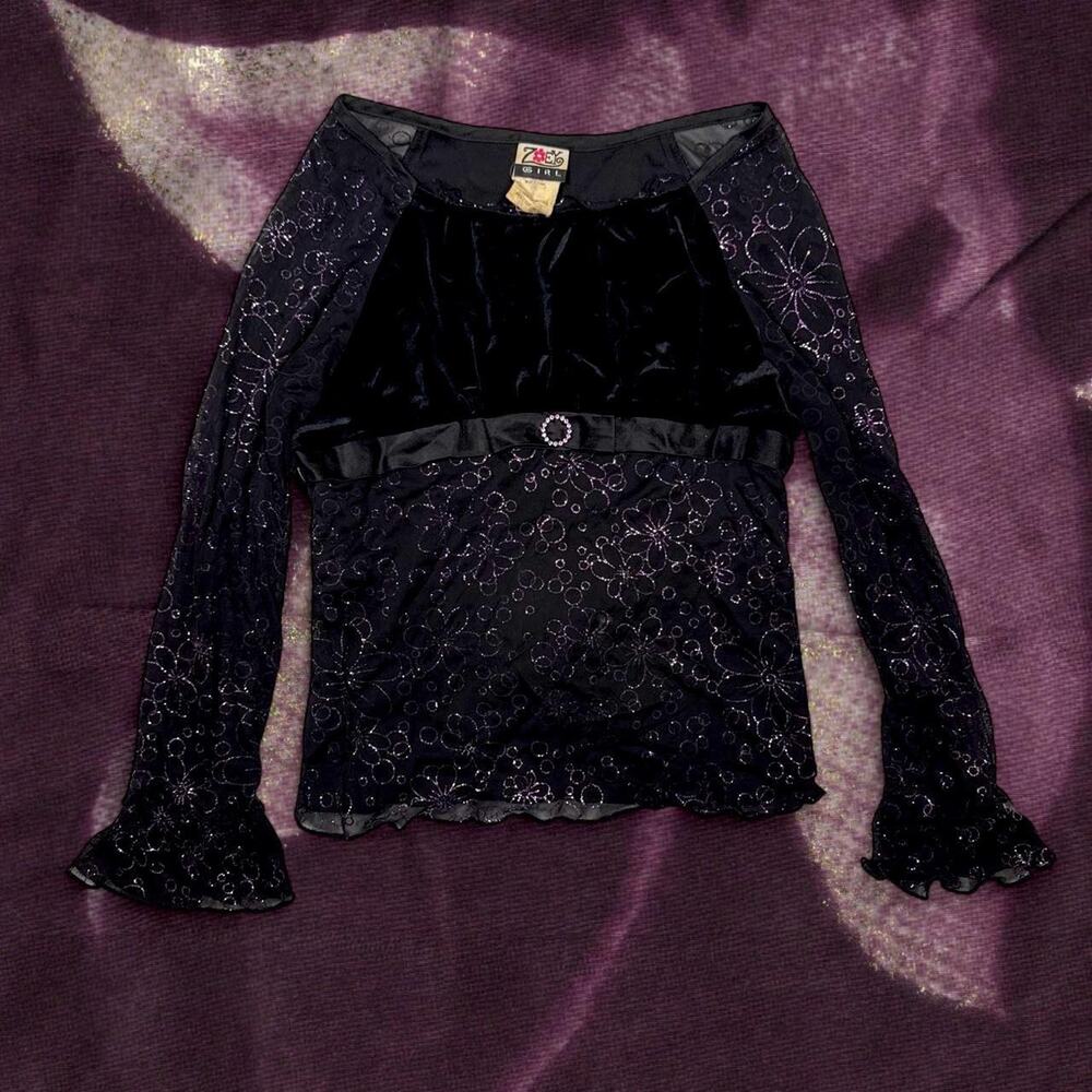 Black lace velvet long sleeve